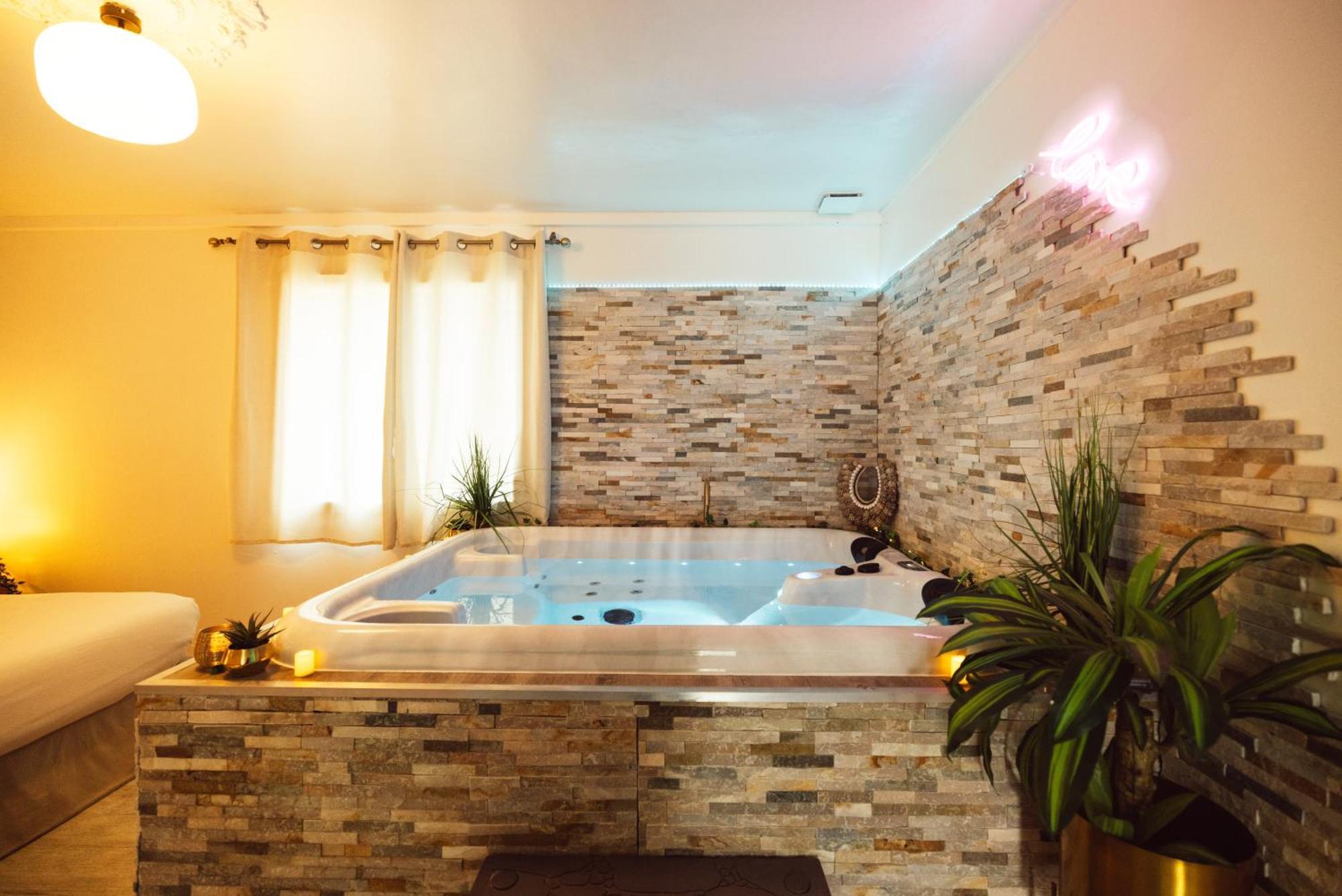 Suite And Spa La Perla Bianca Grabels Exterior photo