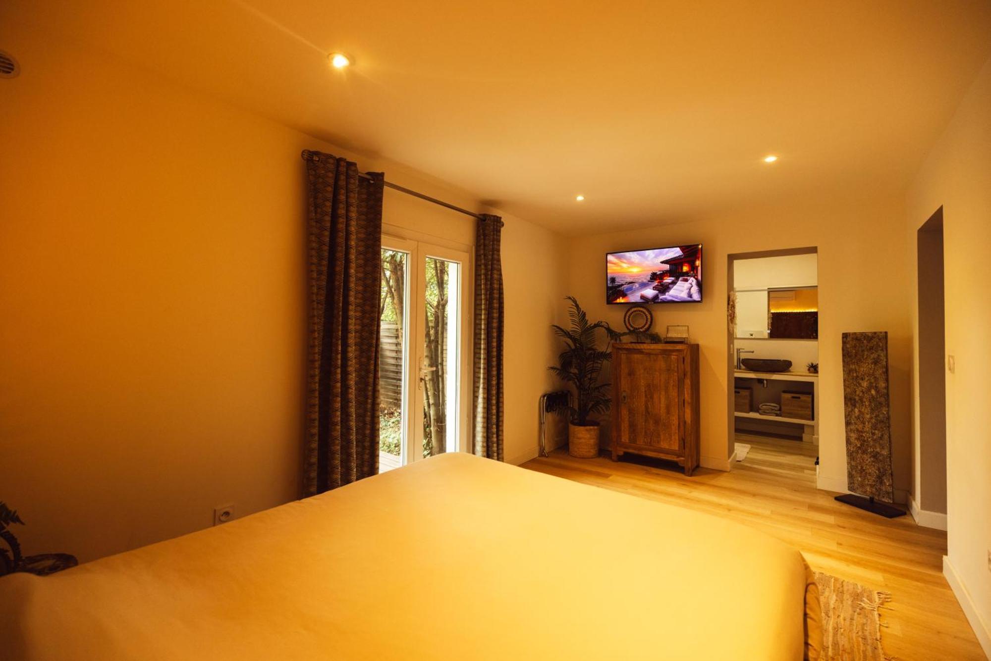 Suite And Spa La Perla Bianca Grabels Exterior photo